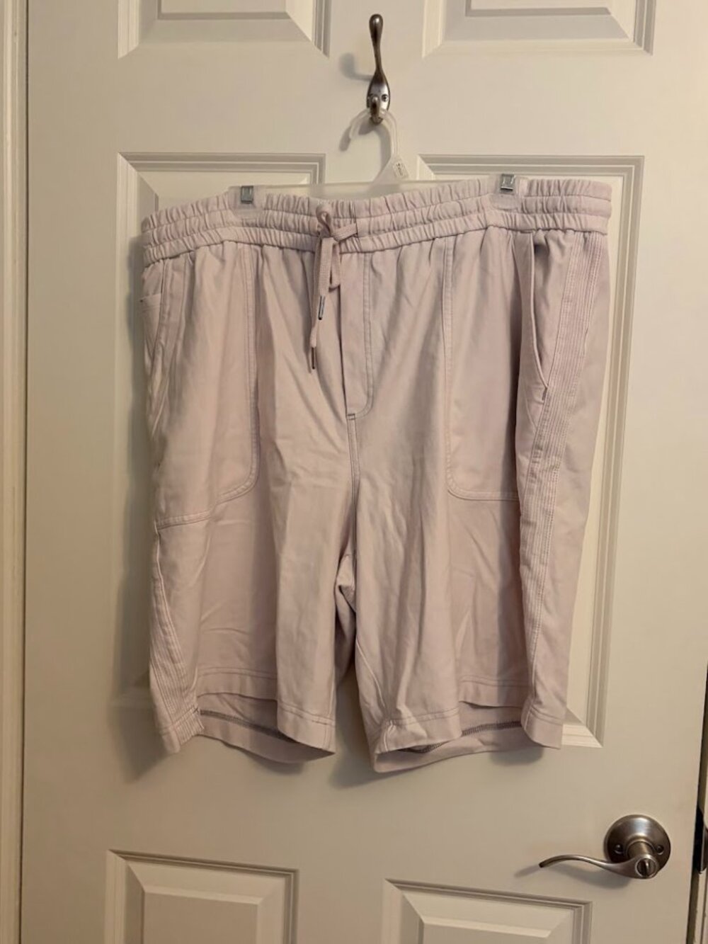 Athleta Farallon Shorts, size 20